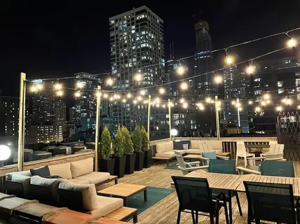 $329,900 | 225 West Huron Street, Unit 516, Chicago, IL 60654