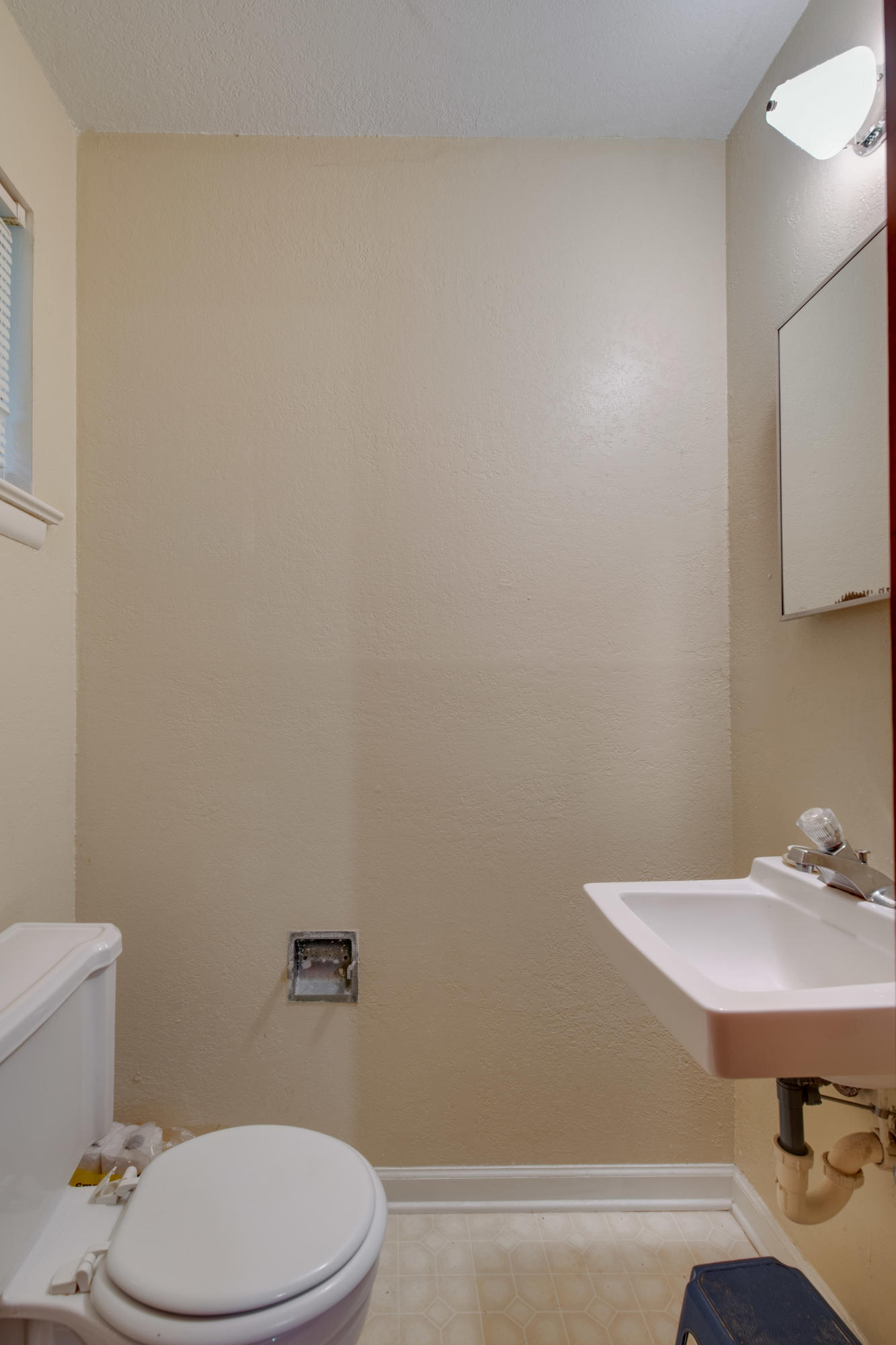 3304 Adkins Road Chattanooga, TN 37419 - Photo 16 of 18 D85_8408