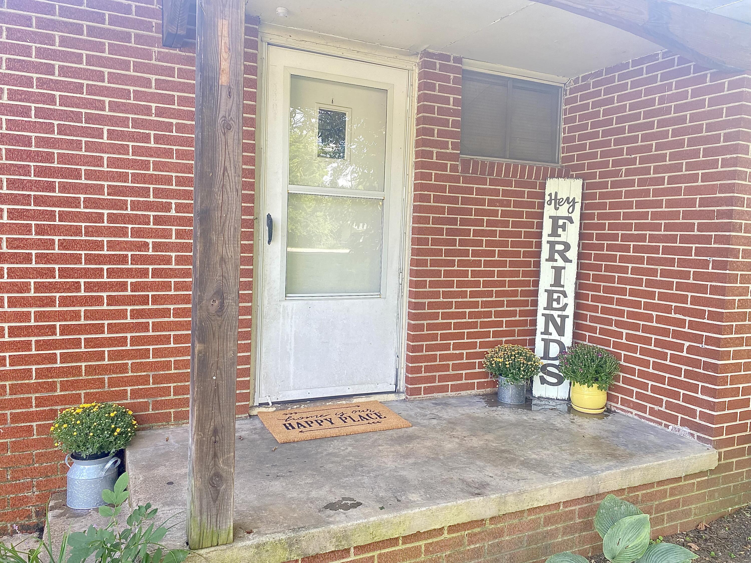 3304 Adkins Road Chattanooga, TN 37419 - Photo 3 of 18 IMG_3966