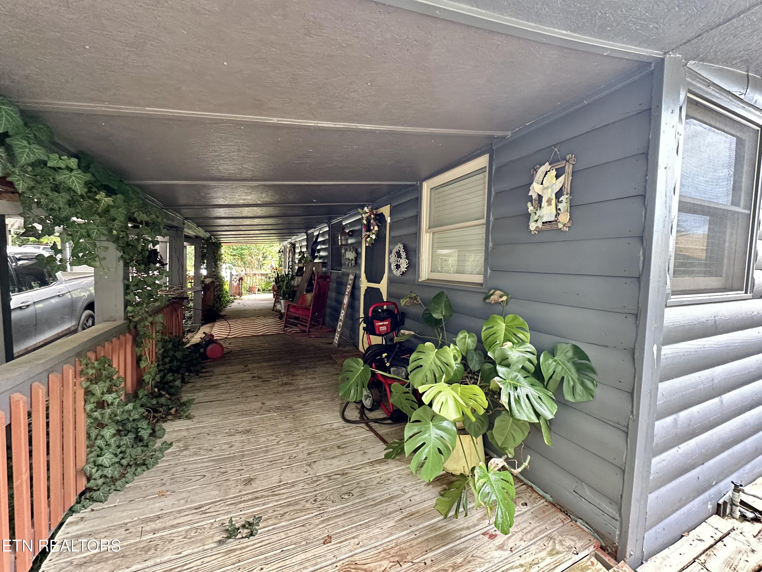 3855 Catewright Road Kodak, TN 37764 - Photo 9 of 40 IMG_4984