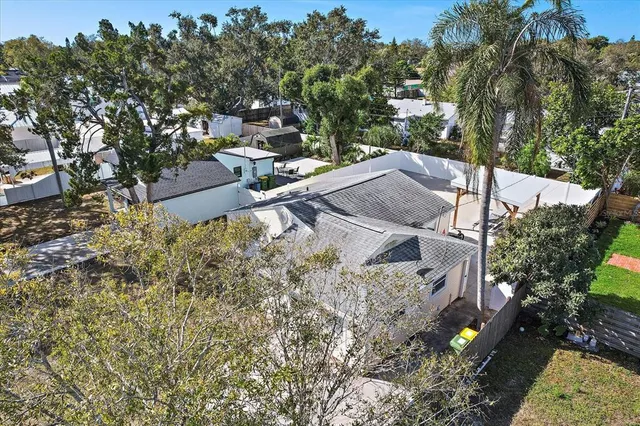 a view of yard from balcony