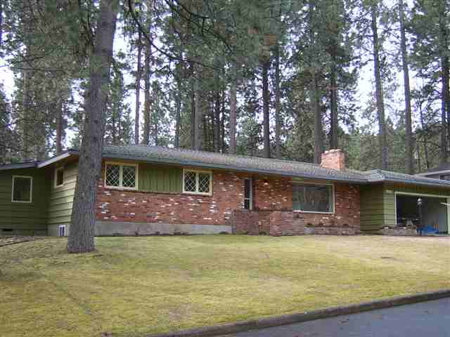 1005 West Westover Road Spokane, WA 99218 - Photo 1 of 9