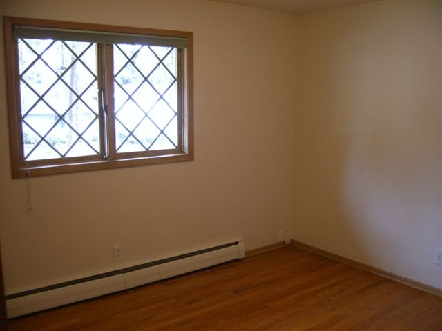 1005 West Westover Road Spokane, WA 99218 - Photo 5 of 9
