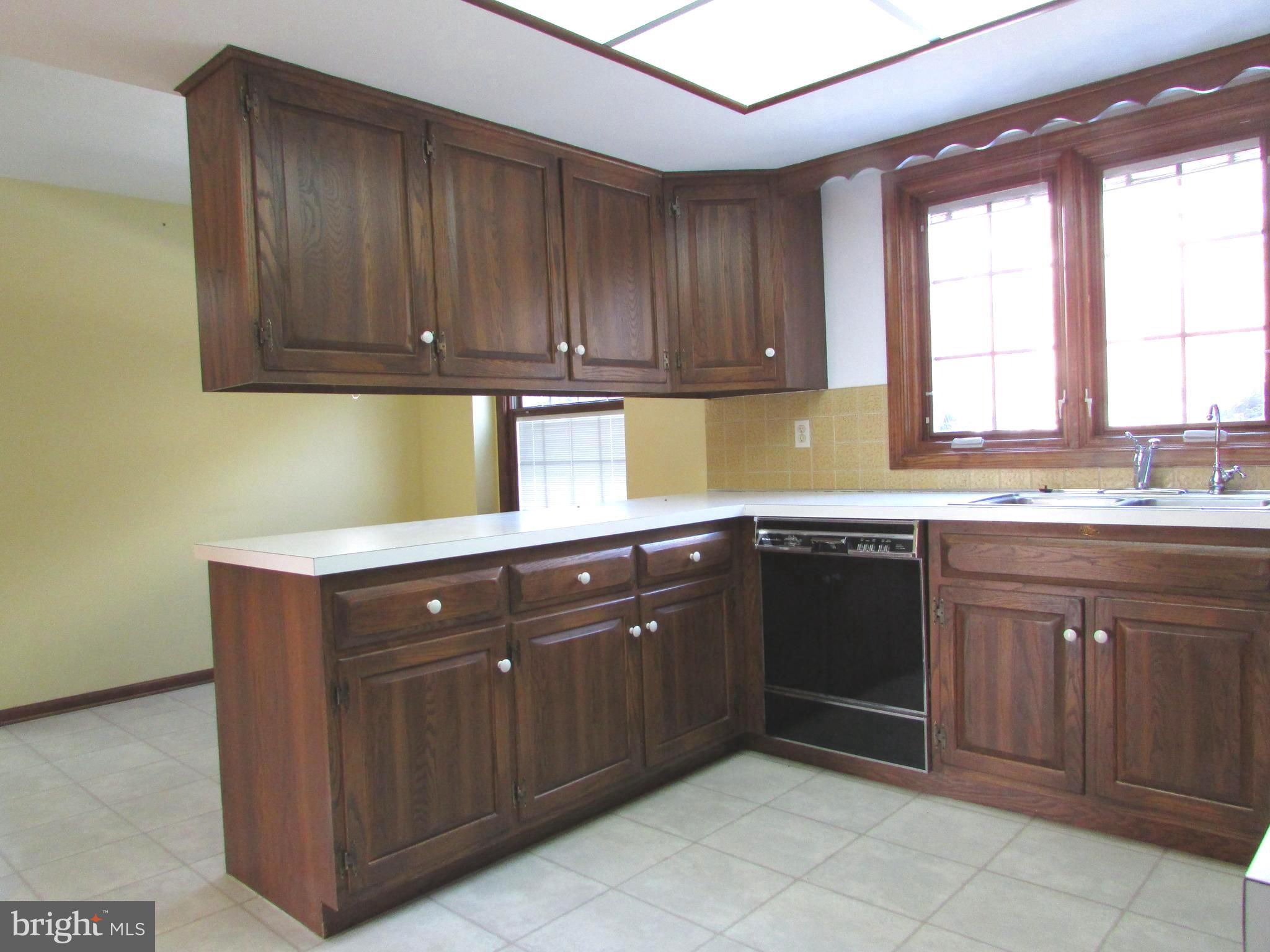 1099 Hawk Mountain Road Kempton, PA 19529 - Photo 11 of 29 Gallery Image 11