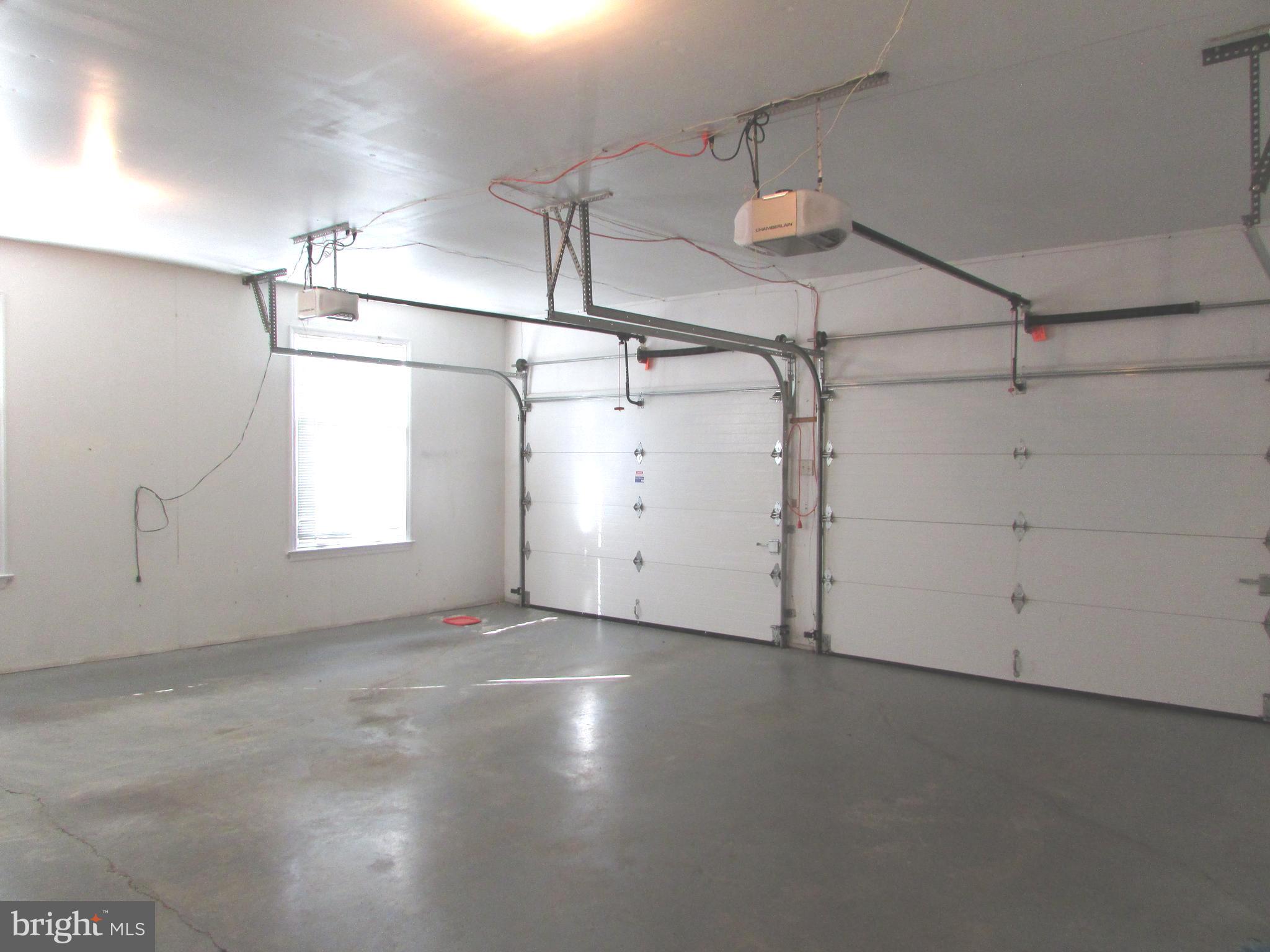 1099 Hawk Mountain Road Kempton, PA 19529 - Photo 21 of 29 Garage