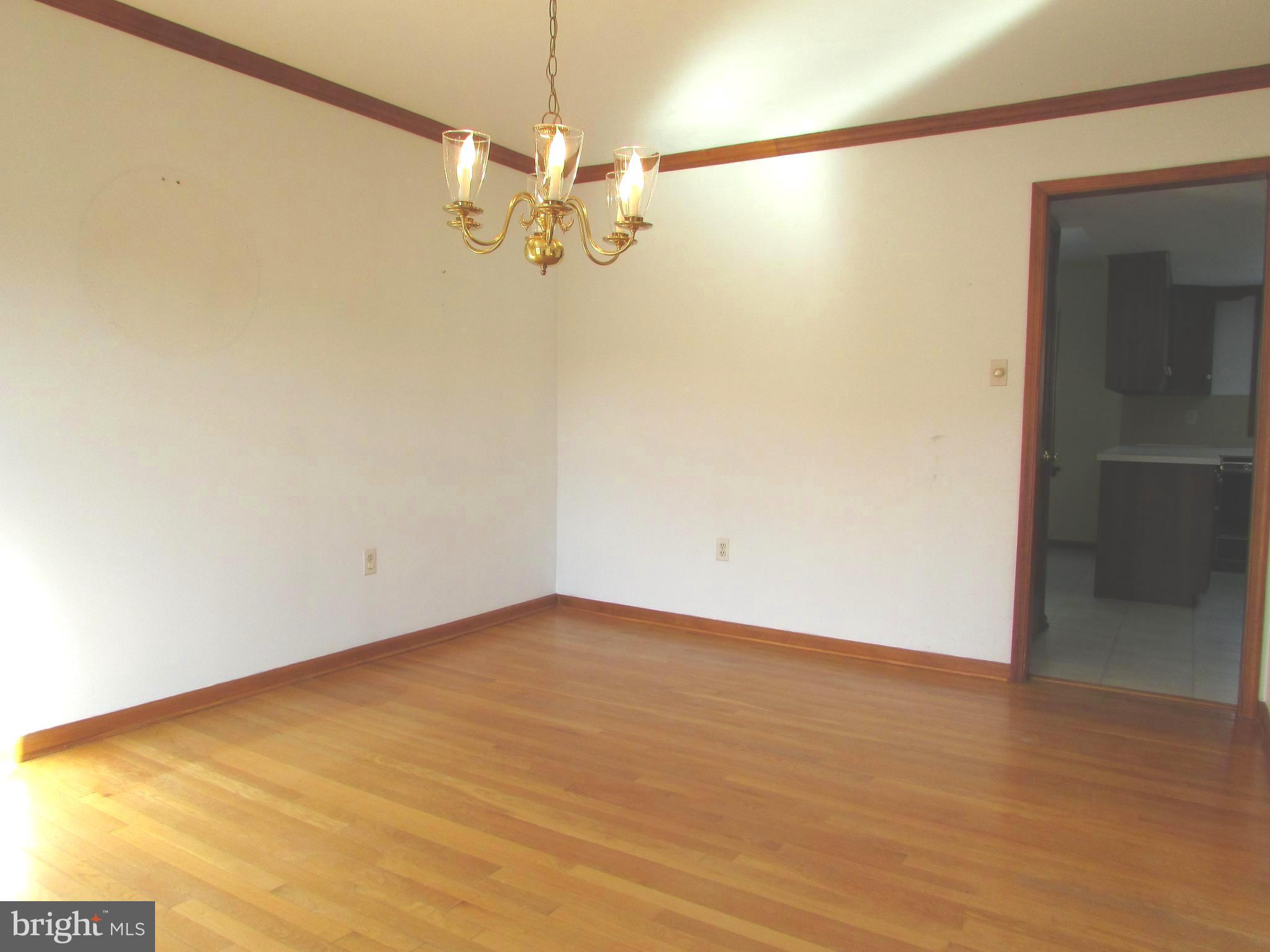 1099 Hawk Mountain Road Kempton, PA 19529 - Photo 8 of 29 Dining Room