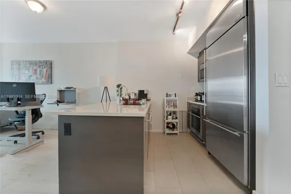 $3,700 | 500 Brickell Avenue, Unit 2000, Miami, FL 33131