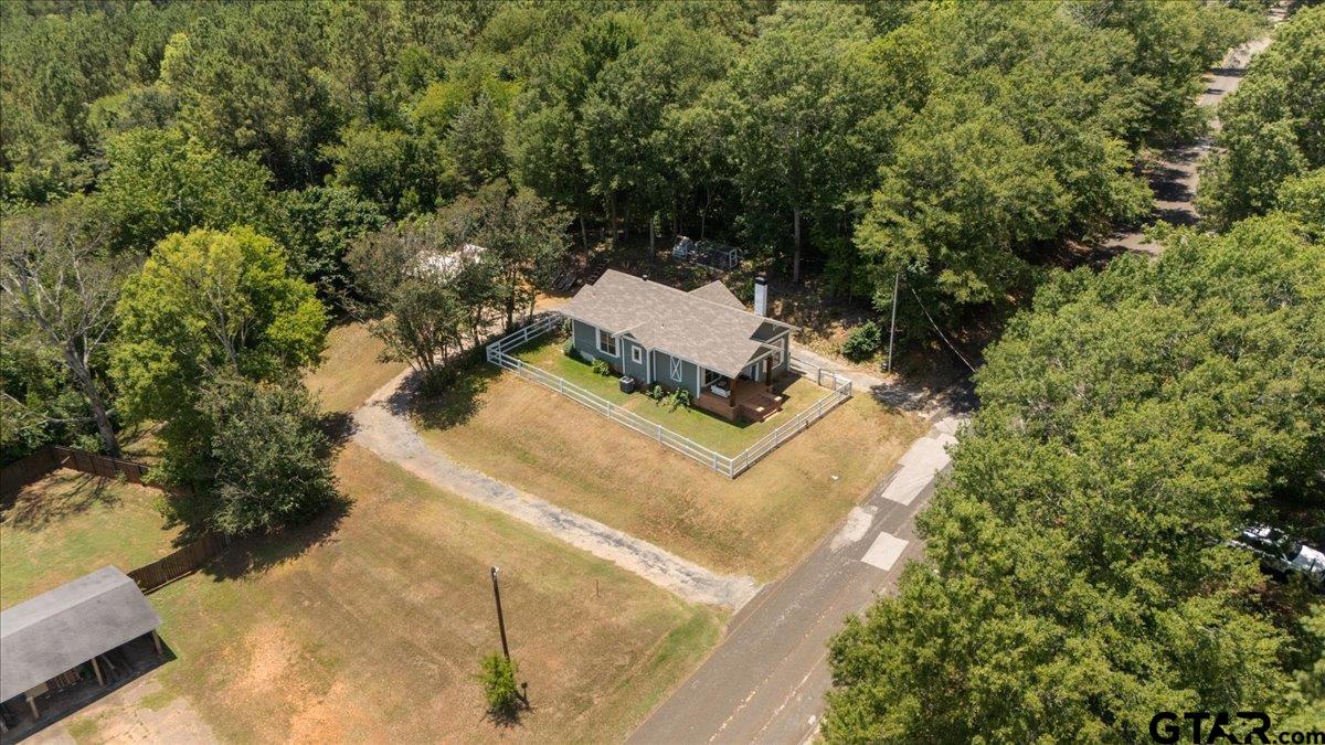 311 Johnson Road Winona, TX 75792 - Photo 4 of 38