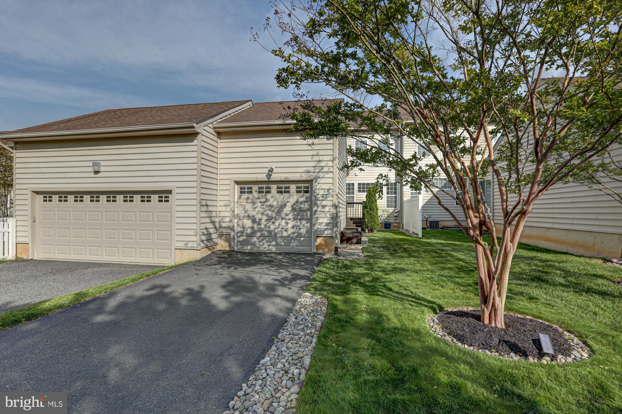 1805 North Pollock Way Middletown, DE 19709 - Photo 76 of 84 Charming home with inviting curb appeal.