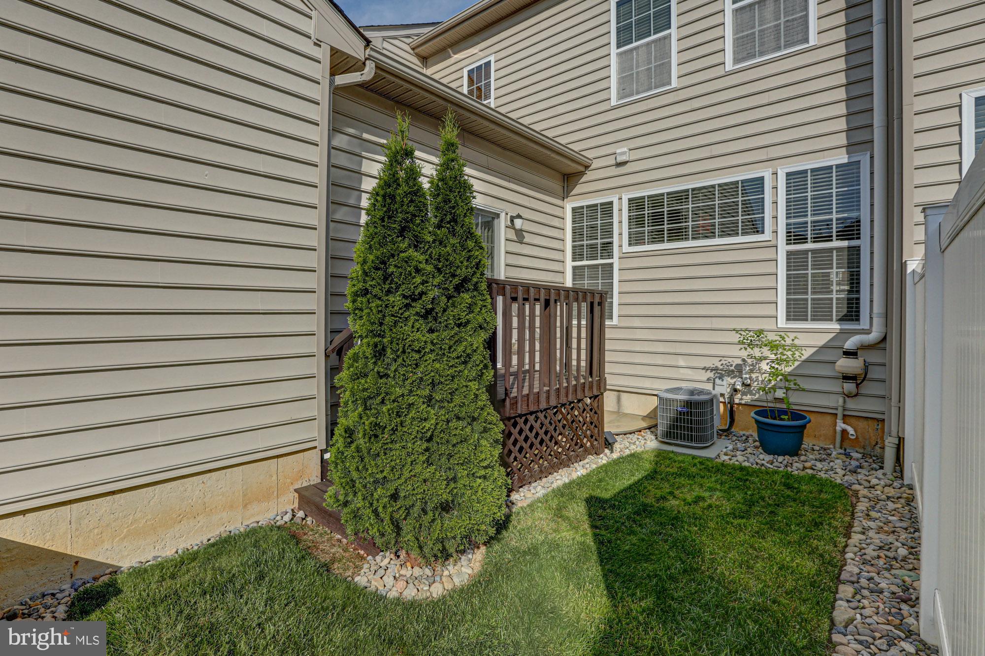 1805 North Pollock Way Middletown, DE 19709 - Photo 81 of 84 Charming backyard retreat with greenery.