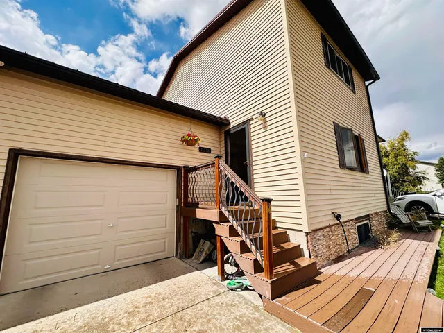 $255,000 | 1123 B 9th W Avenue, Kemmerer, WY 83101