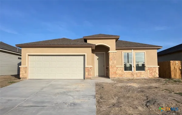 $339,900 | 109 Giacomo Drive, Victoria, TX 77901