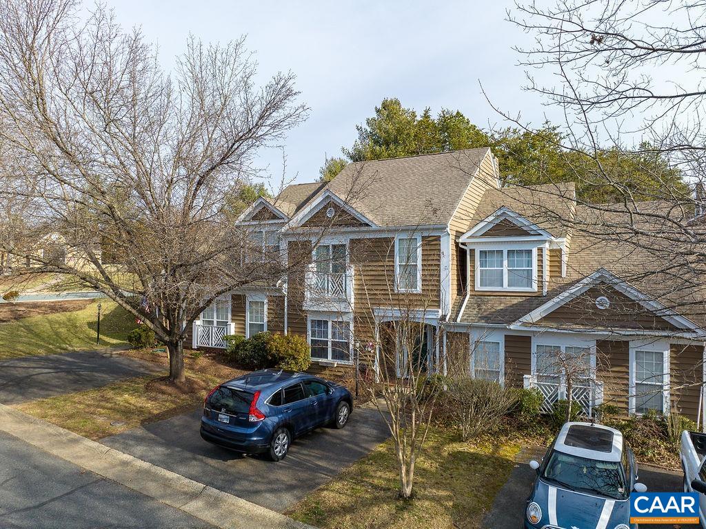 1302 Wimbledon Way Charlottesville, VA 22901 - Photo 41 of 60 a front view of a house with parking space