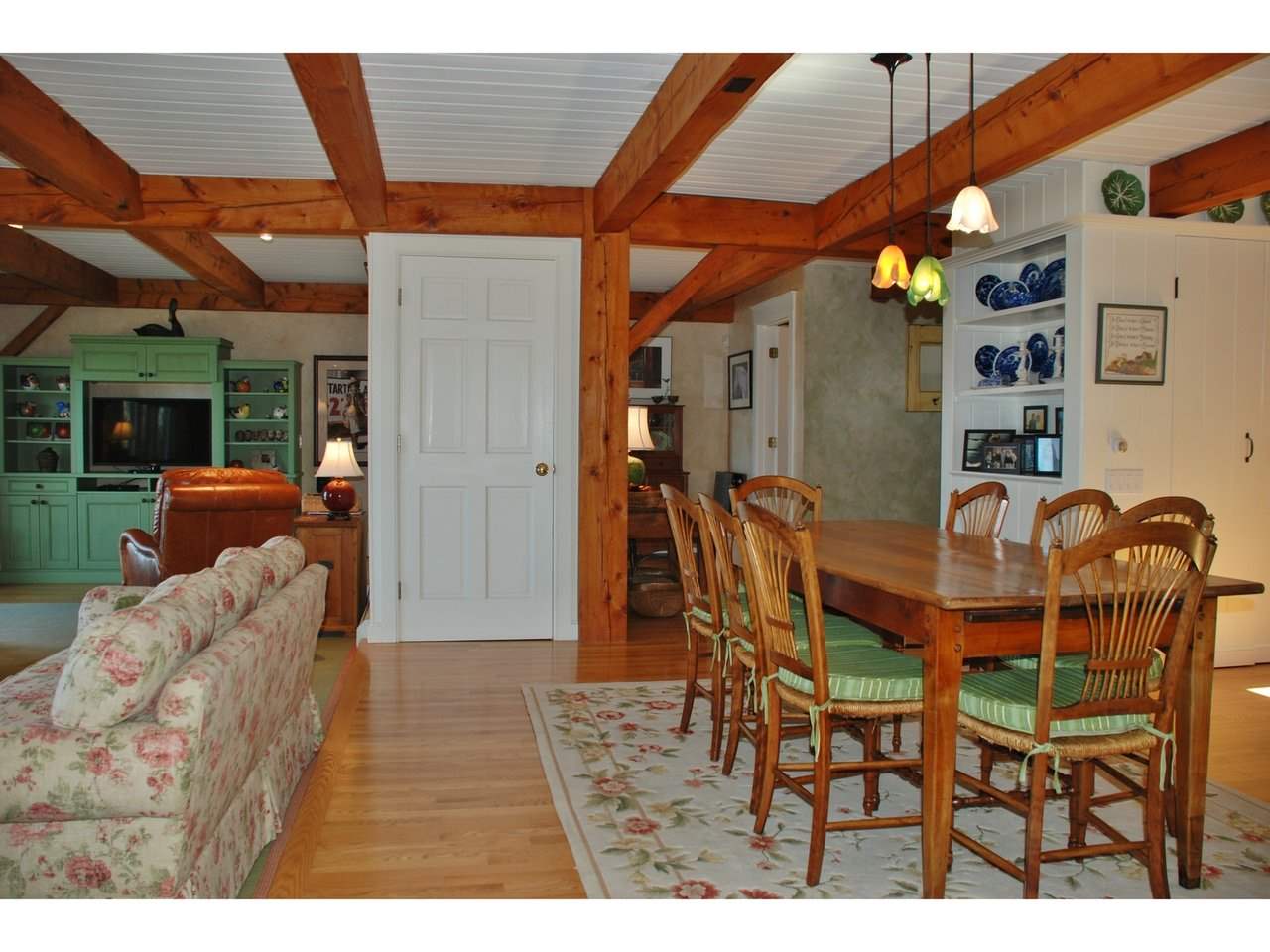 240 Clearwater Road Shelburne, VT 05482 - Photo 19 of 40 Gallery Image 19