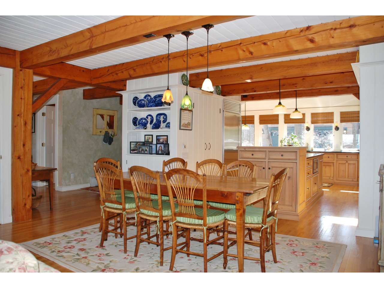 240 Clearwater Road Shelburne, VT 05482 - Photo 5 of 40 Gallery Image 5