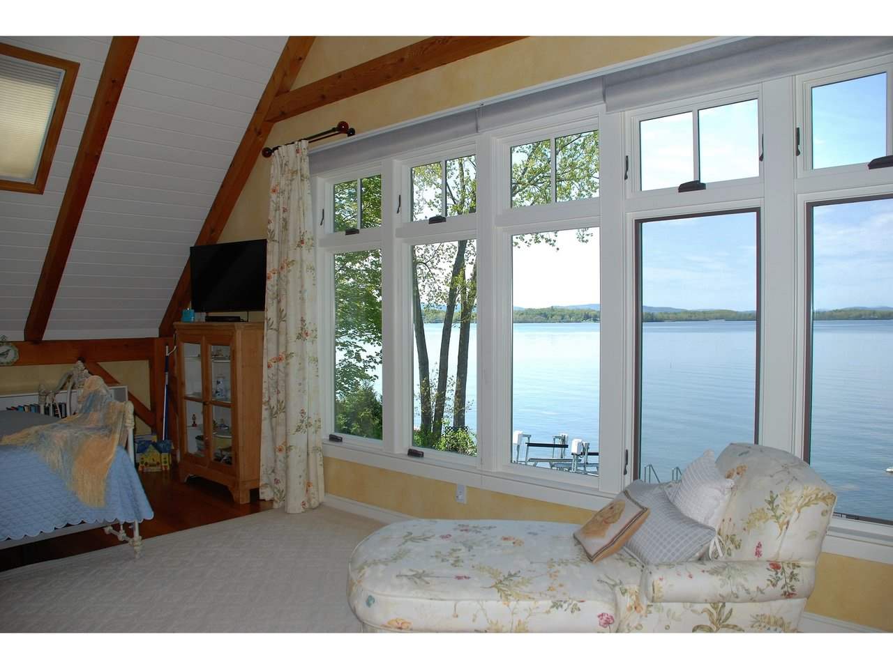 240 Clearwater Road Shelburne, VT 05482 - Photo 6 of 40 Gallery Image 6