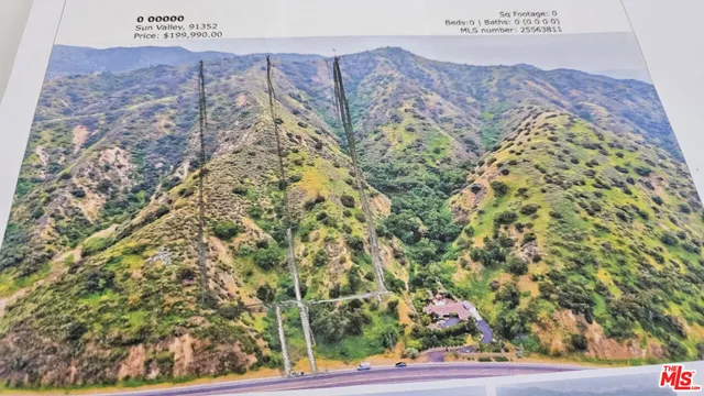 a view of an outdoor space