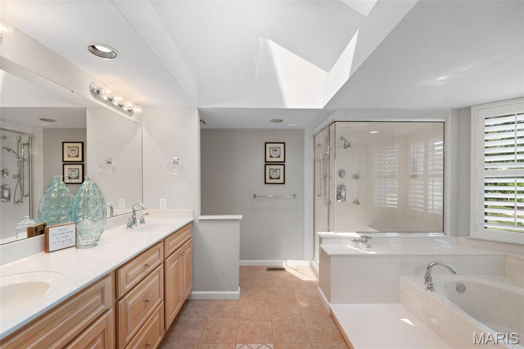 8 Wilson Ridge Court Chesterfield, MO 63005 - Photo 33 of 63 Gallery Image 33