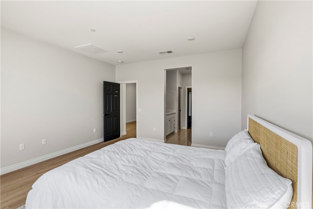 19795 Beavertail Way Riverside, CA 92508 - Photo 21 of 39 Primary Bathroom looking into Primary Bath