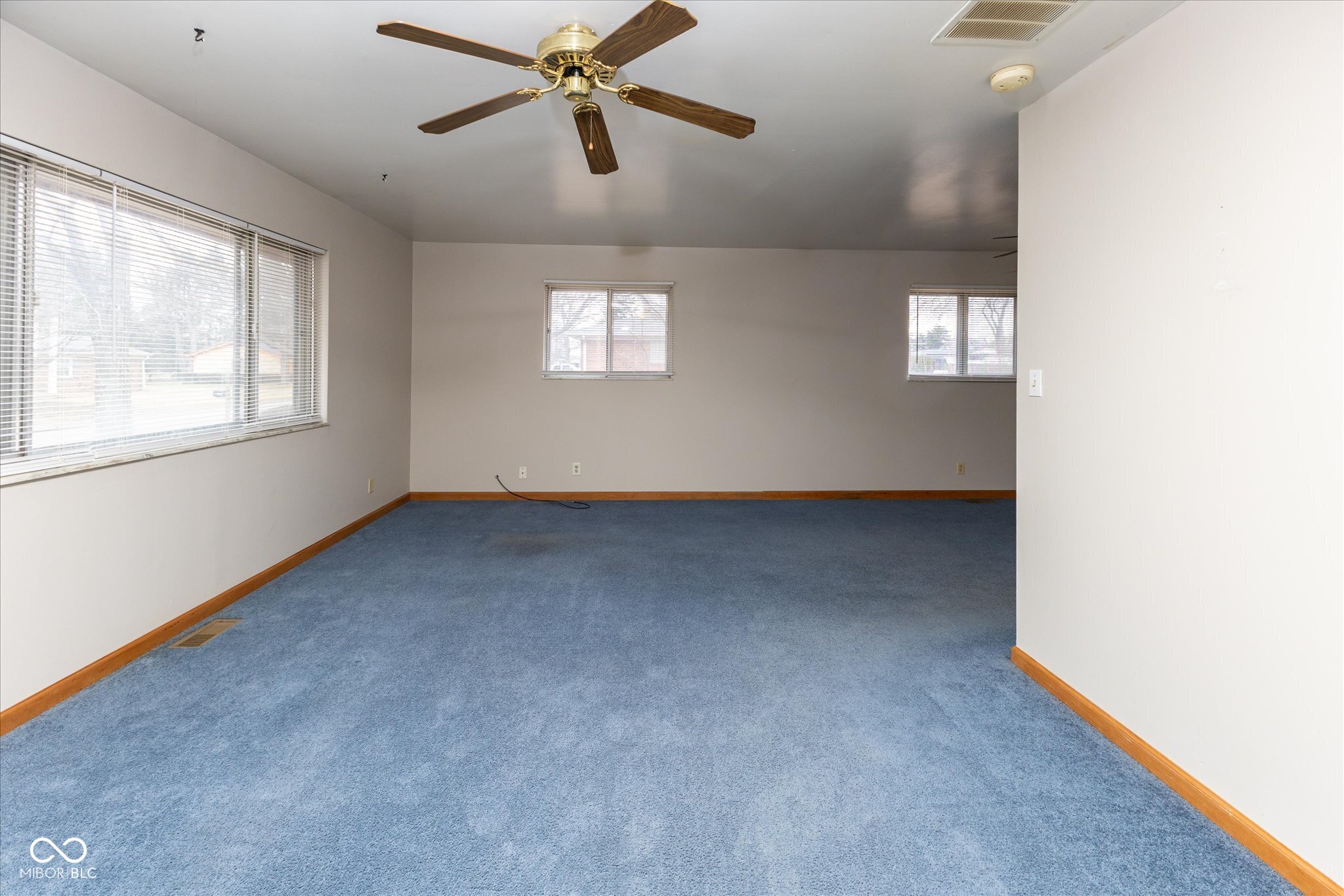 6017 Northland Road Indianapolis, IN 46228 - Photo 2 of 18