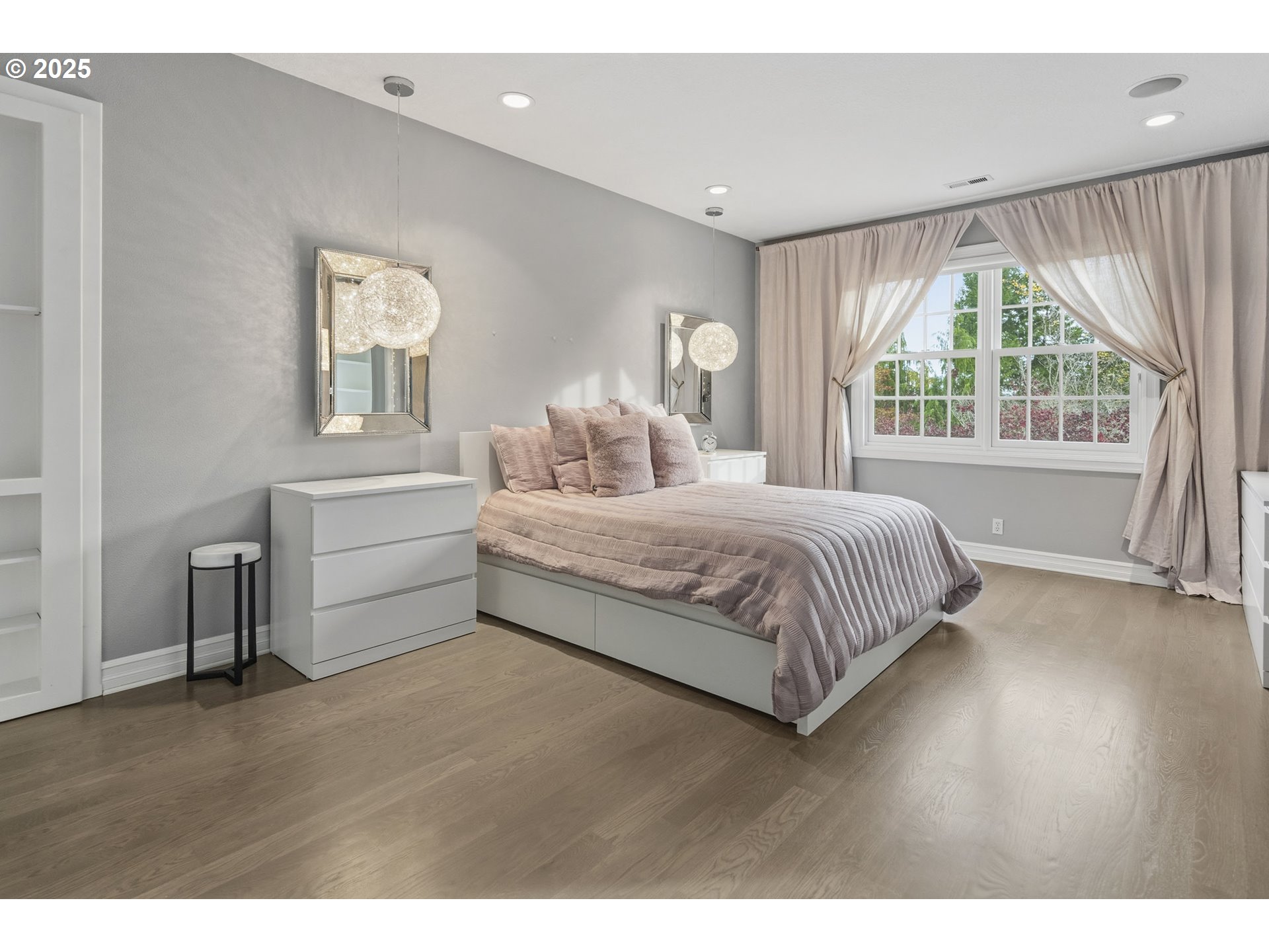 2254 Knaus Road Lake Oswego, OR 97034 - Photo 24 of 48