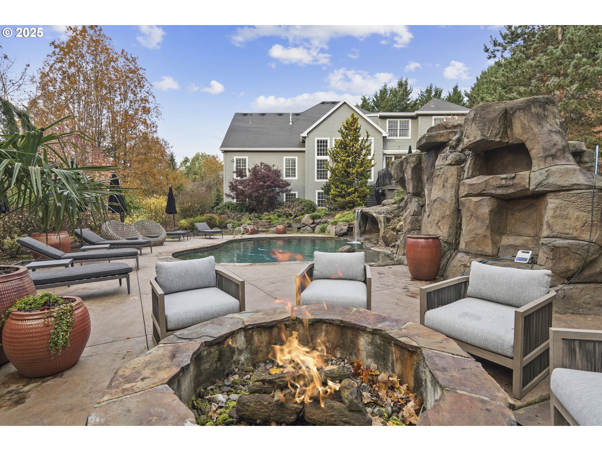 2254 Knaus Road Lake Oswego, OR 97034 - Photo 41 of 48