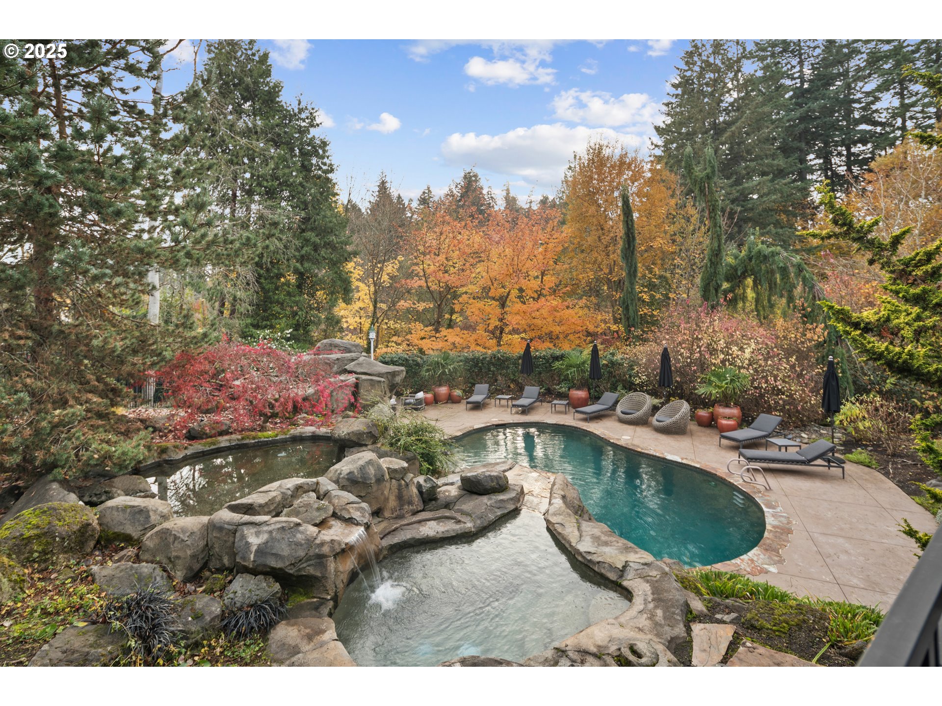 2254 Knaus Road Lake Oswego, OR 97034 - Photo 6 of 48