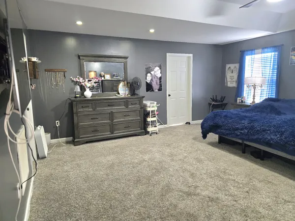 a bed room with a bed