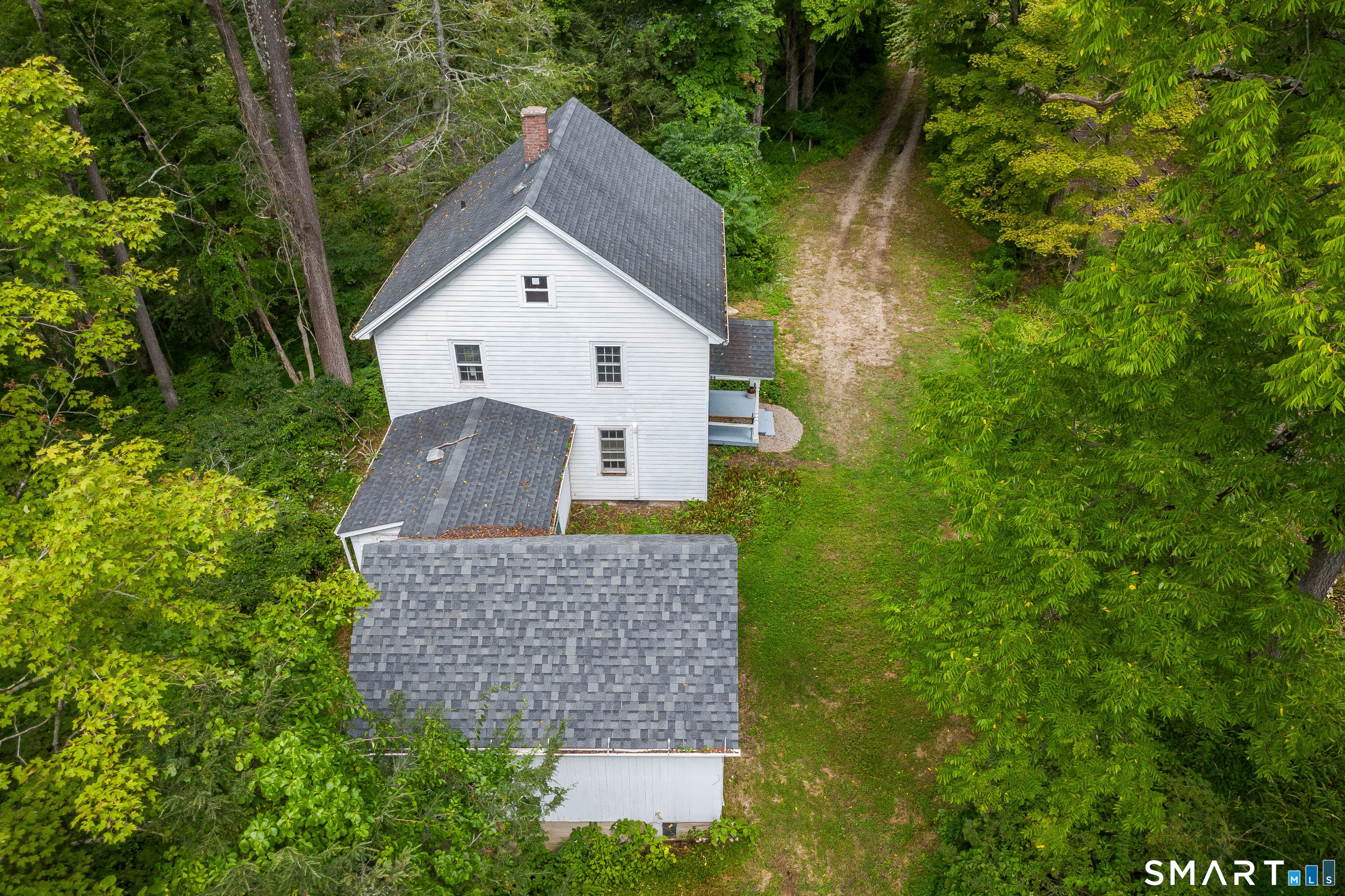 22 Waller Road New Milford, CT 06755 - Photo 5 of 32 Gallery Image 5