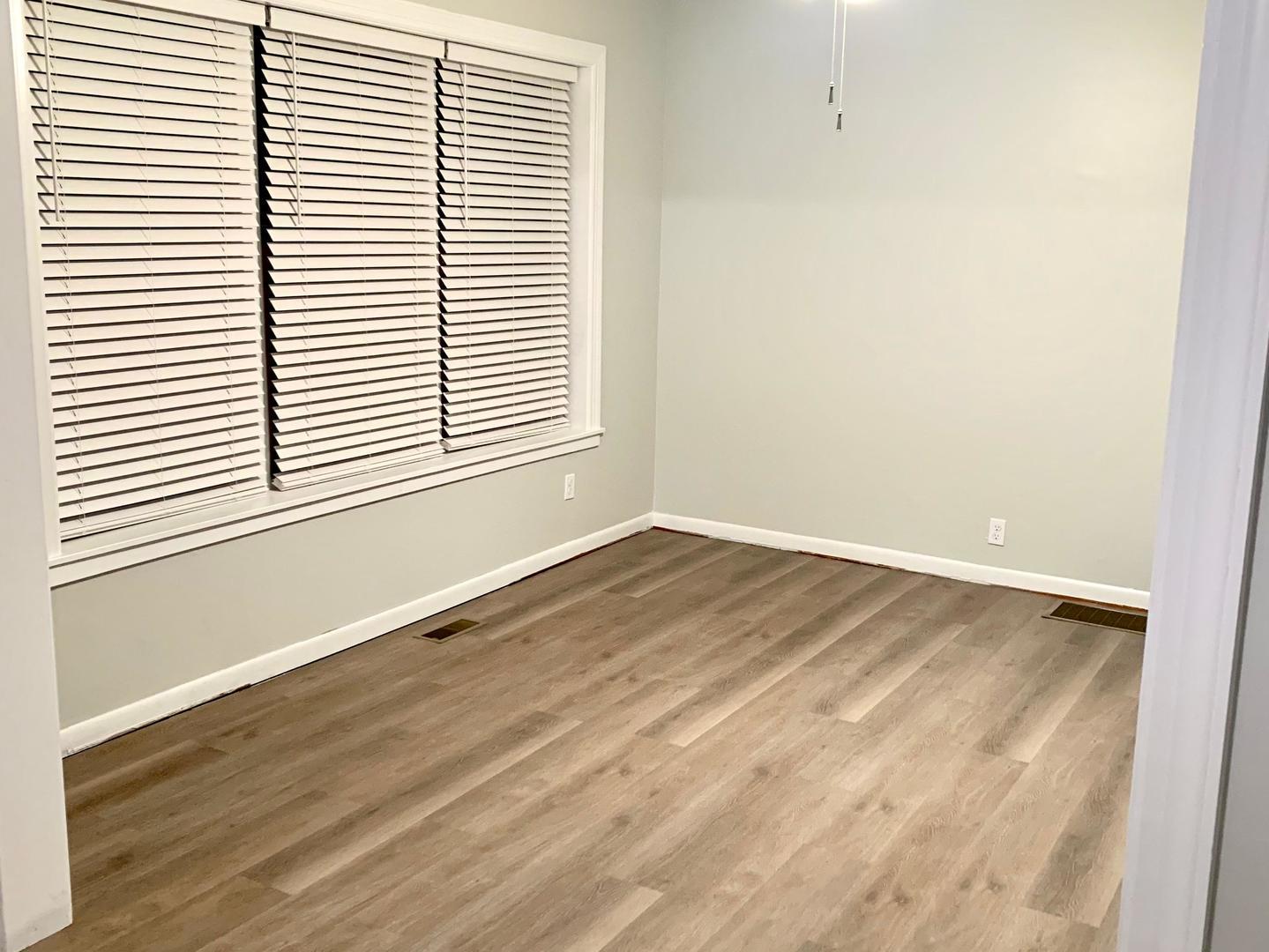 3432 North Central Park Avenue, Unit 1 Chicago, IL 60618 - Photo 7 of 11