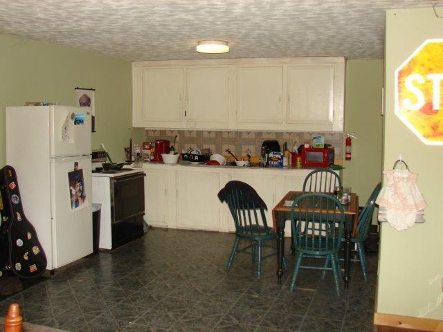77 Main Street Madison, ME 04950 - Photo 20 of 32 apt 3