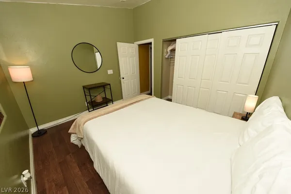 $2,400 | 4357 Flagship Court, Las Vegas, NV 89121