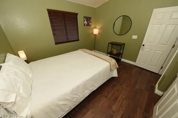 $2,400 | 4357 Flagship Court, Las Vegas, NV 89121
