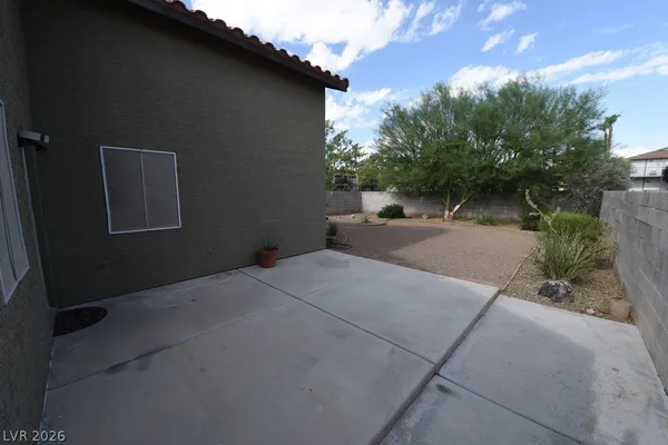 $2,400 | 4357 Flagship Court, Las Vegas, NV 89121