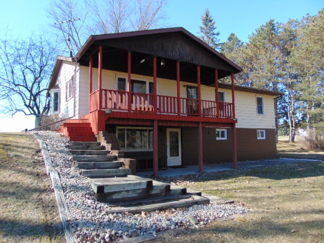9182 Riverside Drive St. Louis, MI 48880 - Photo 1 of 51 1871132.JPG