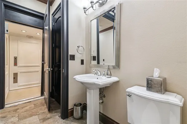 $1,630,000 | 101 South New York Avenue, Unit 302, Winter Park, FL 32789