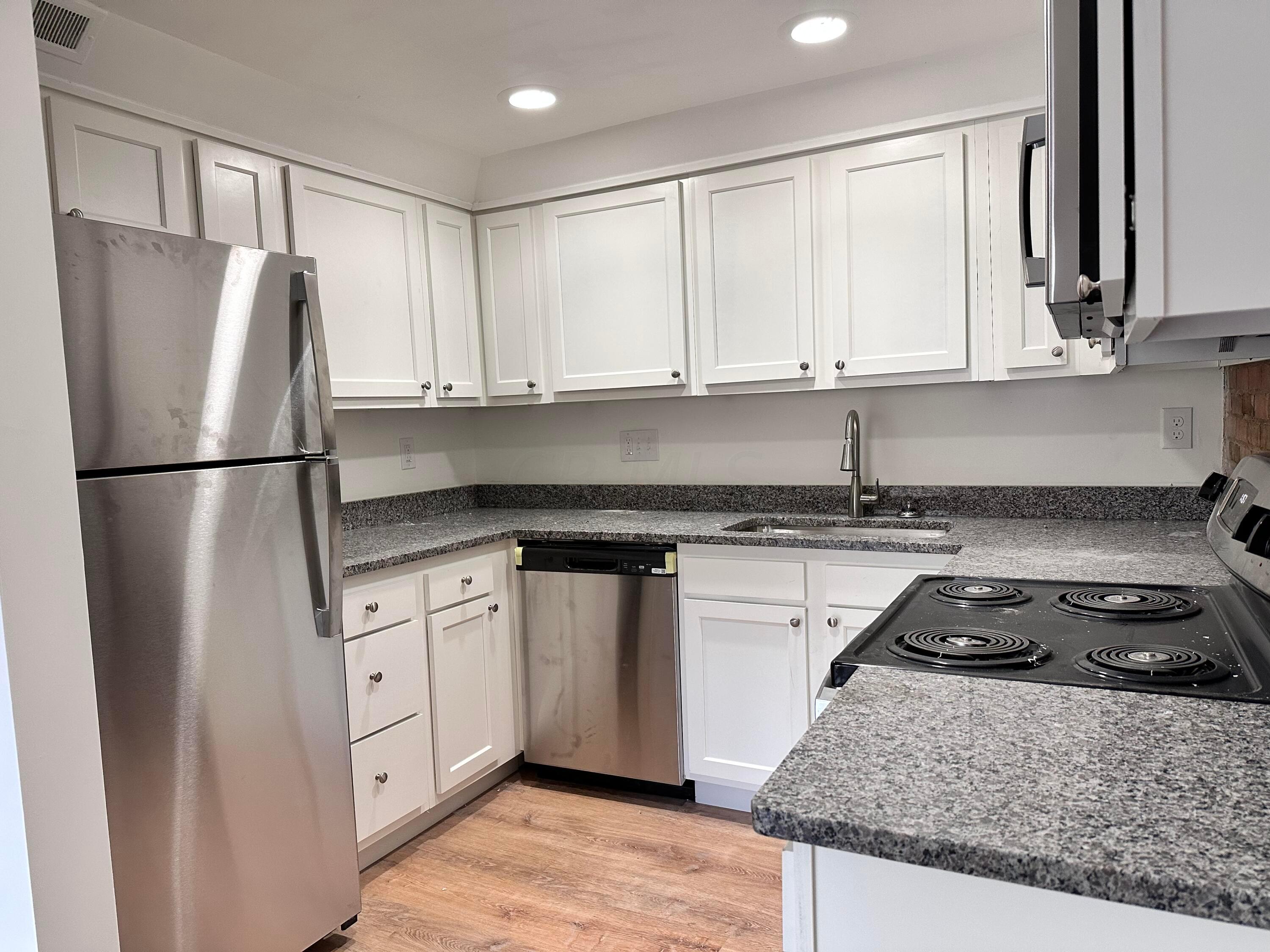 3600 Reed Road, Unit 6 Columbus, OH 43220 - Photo 12 of 29 C455BBB0-6B15-4CE0-AA5A-8B179B641ABD
