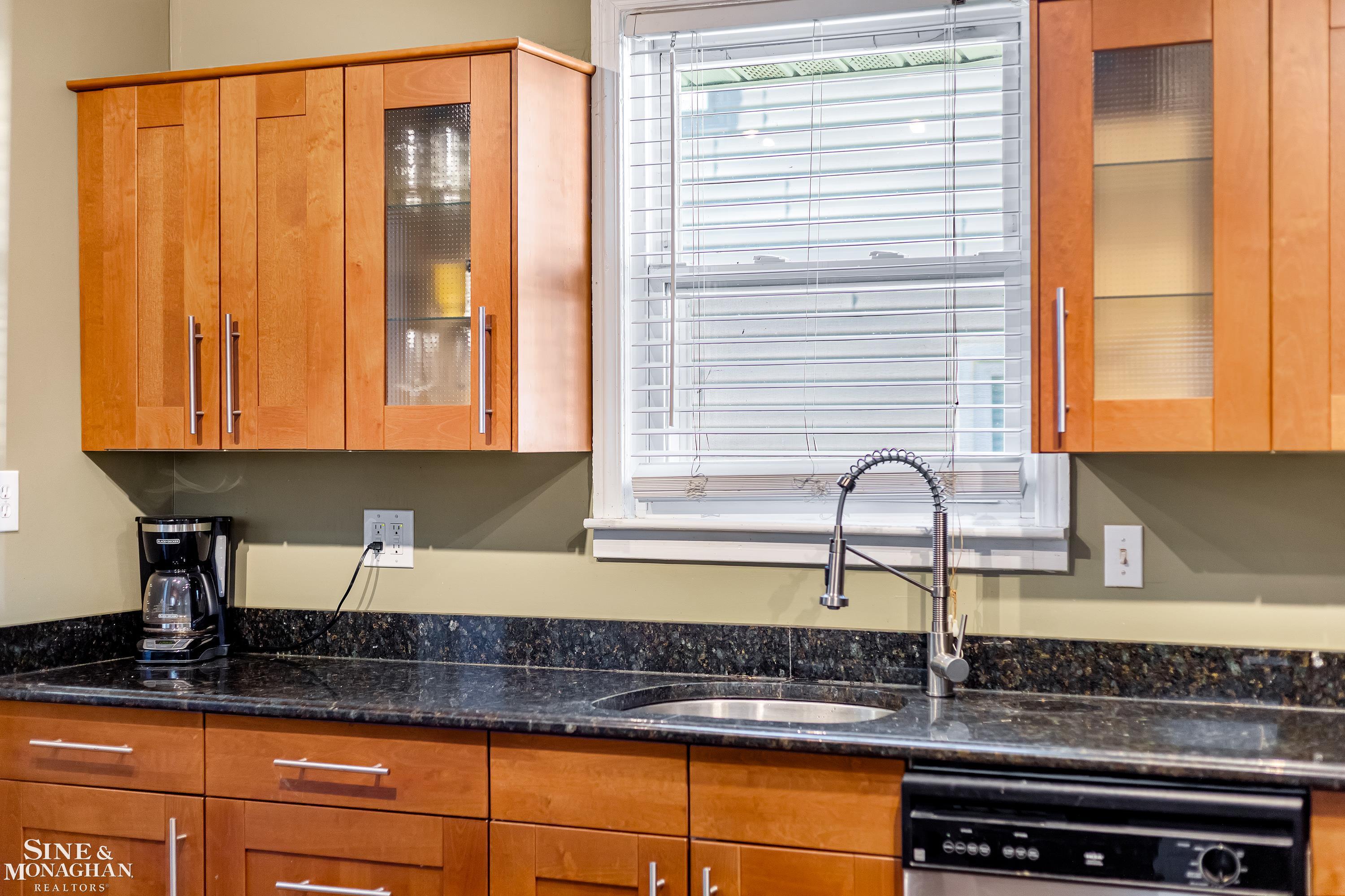 1234 Harvard Road Berkley, MI 48072 - Photo 14 of 28