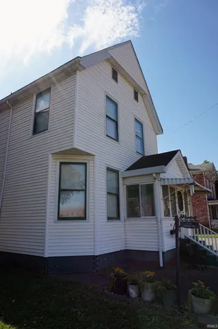 $164,900 | 401 Chandler Avenue, Evansville, IN 47713