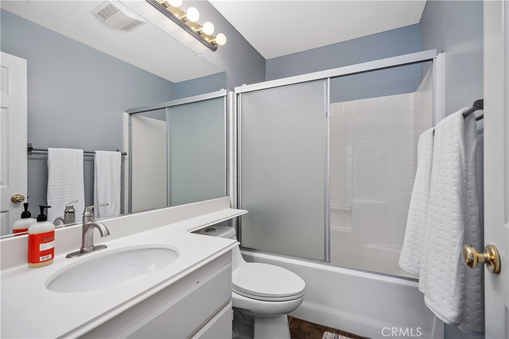 38 Red Bud Aliso Viejo, CA 92656 - Photo 20 of 28 Guest bathroom upstairs.