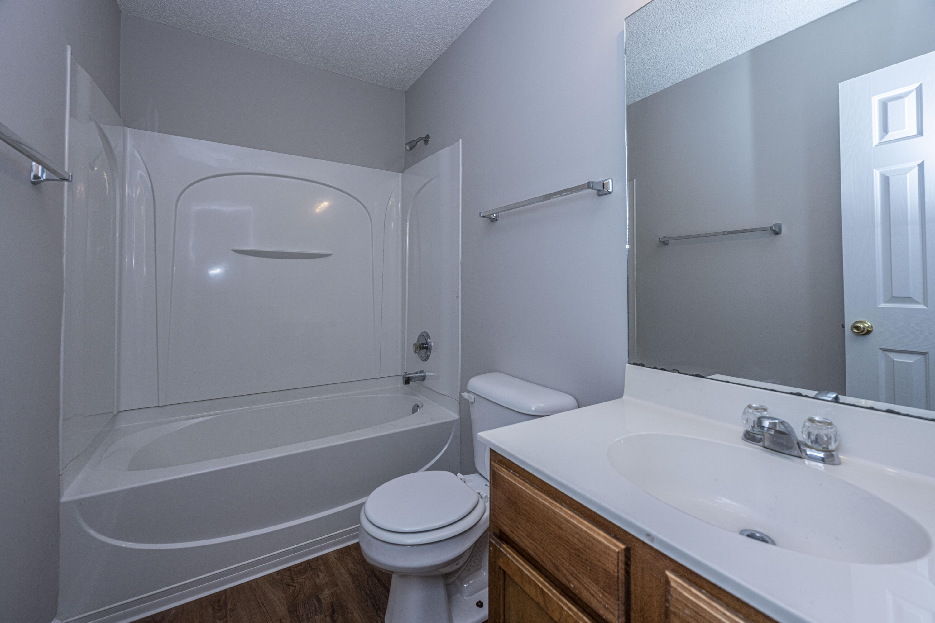 303 Edenton Road Goose Creek, SC 29445 - Photo 23 of 26 Guest Full Bathroom