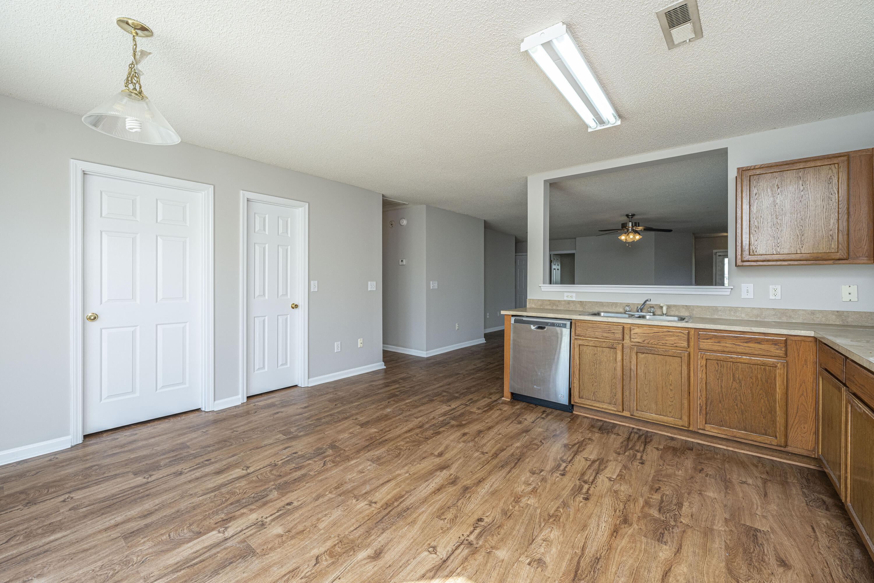 303 Edenton Road Goose Creek, SC 29445 - Photo 7 of 26 Large Open Kitchen