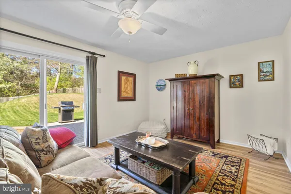 $725,000 | 6950 Newberry Drive, Columbia, MD 21044
