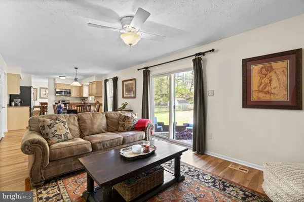 $725,000 | 6950 Newberry Drive, Columbia, MD 21044