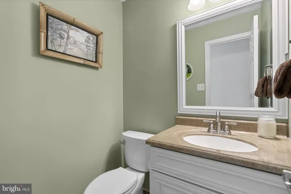 $725,000 | 6950 Newberry Drive, Columbia, MD 21044