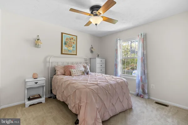 $725,000 | 6950 Newberry Drive, Columbia, MD 21044