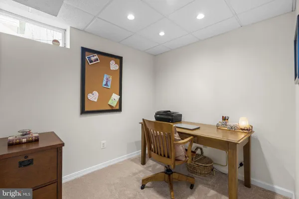 $725,000 | 6950 Newberry Drive, Columbia, MD 21044