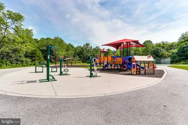 $725,000 | 6950 Newberry Drive, Columbia, MD 21044