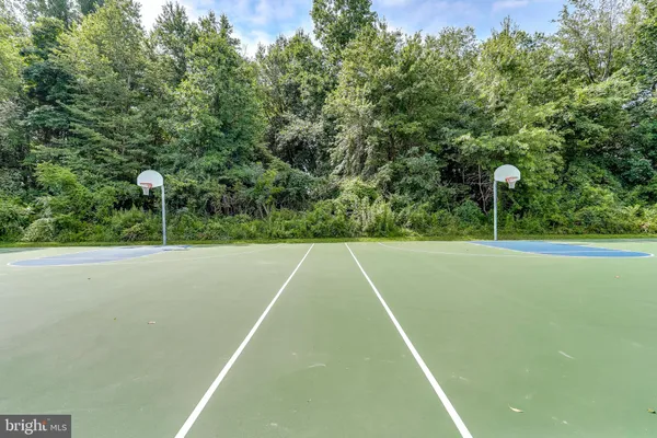 $725,000 | 6950 Newberry Drive, Columbia, MD 21044