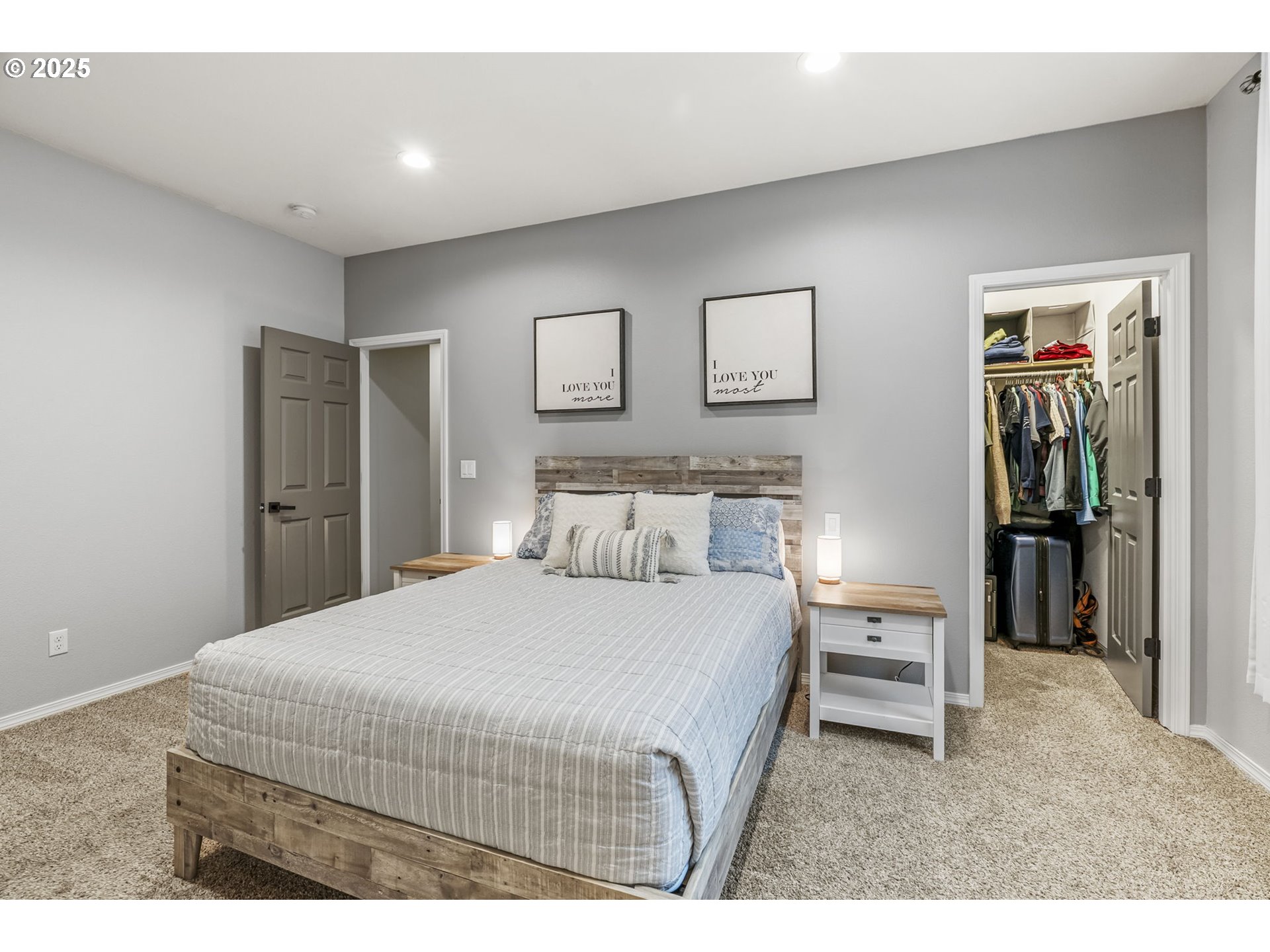 1783 Lewis River Road Woodland, WA 98674 - Photo 19 of 32 a bedroom with a bed and a view